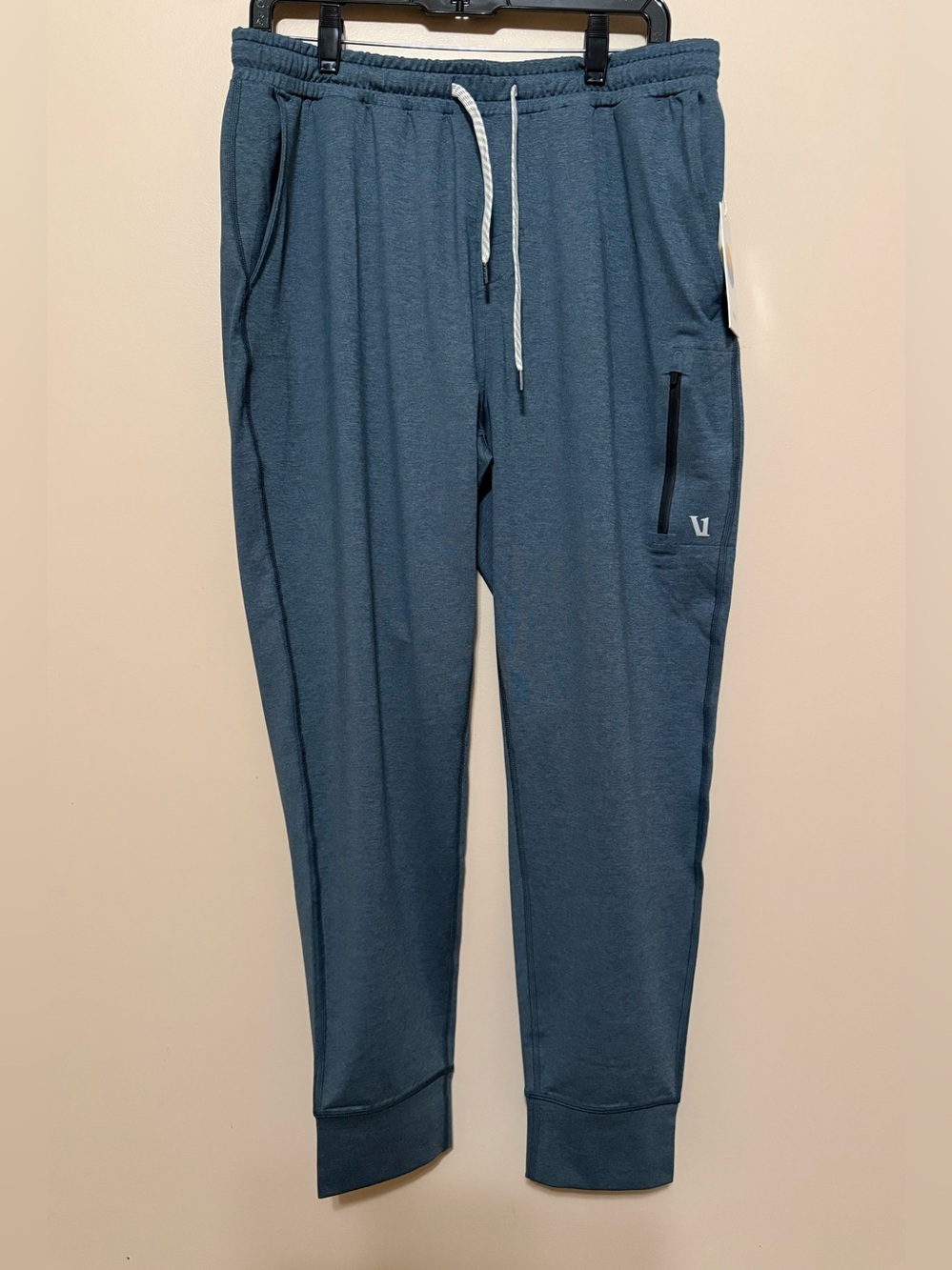 NWT Men’s Vuori Sunday Performance Jogger 28” in Blue Sea Heather Sz L